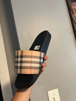 burberry slides