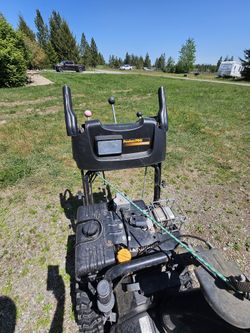 Poulan Pro 11hp/30" Snow Blower Heavy Snow Expected This year