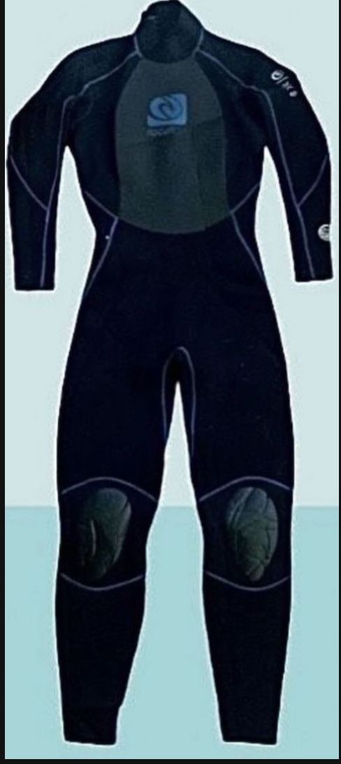 NEW WOMENS WETSUIT