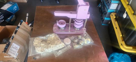 Máquina para hacer botones de varios tamaños, 1 pulgada + 1.25 pulgadas  pulgadas, máquina de prensa de botones de insignia con 600 juegos de pi