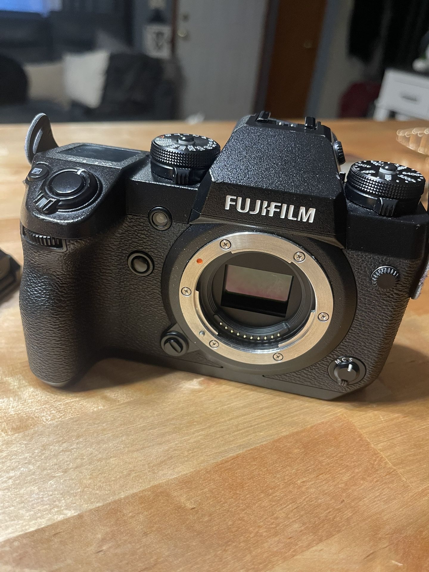 Fujifilm X-H1
