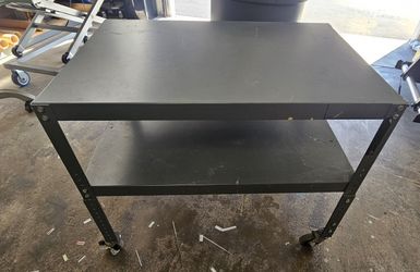 Adjustable Height Tables  (H-9268)