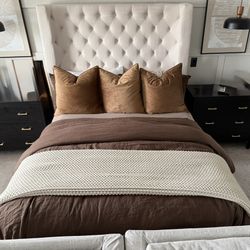 Tufted Queen Size Bed with Mattress and Box Spring