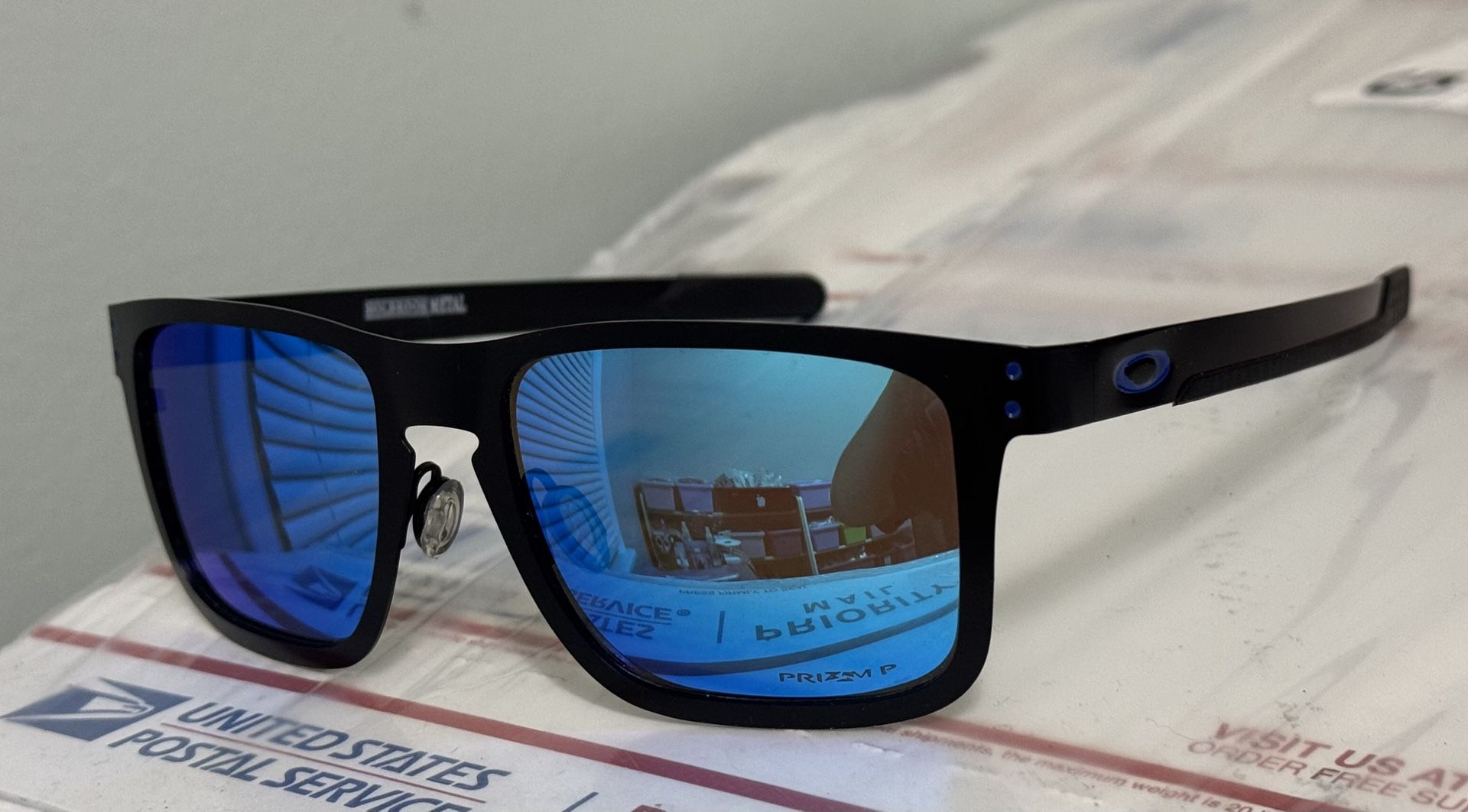0akley Metal Polarized Prizm 