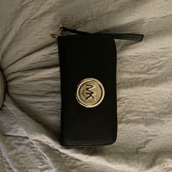 Michael Kors Wallet Brand New