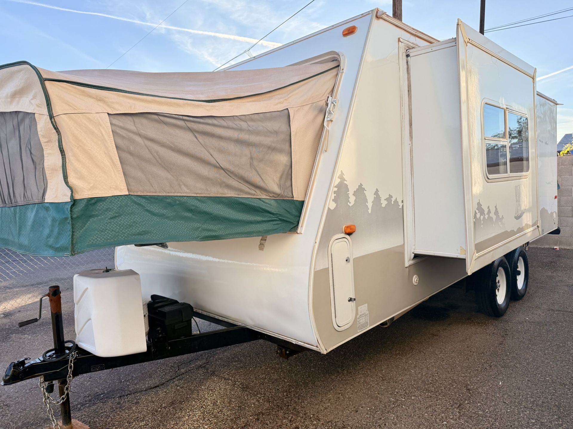 07 Skamper by Kodiak Hybrid Travel Trailer 24Ft With Slideout Must See