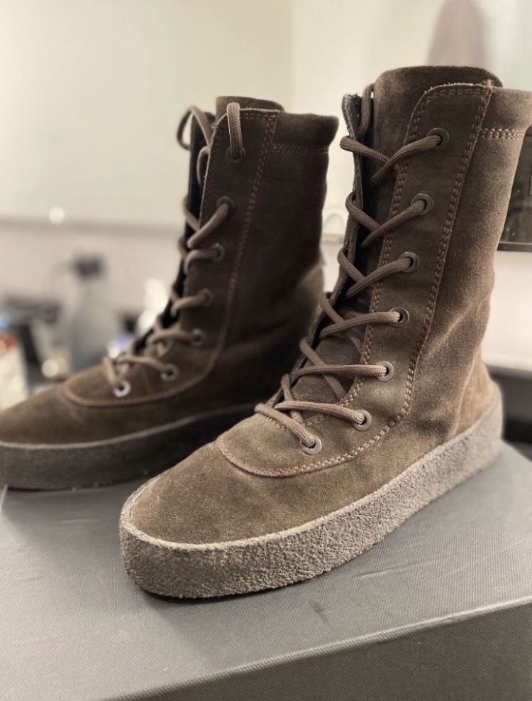 Yeezy crepe Oil Boots