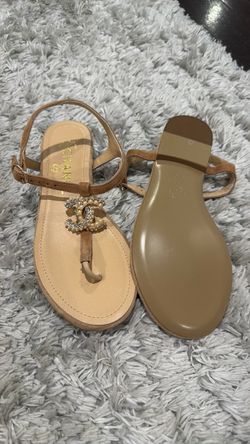 Women sandals