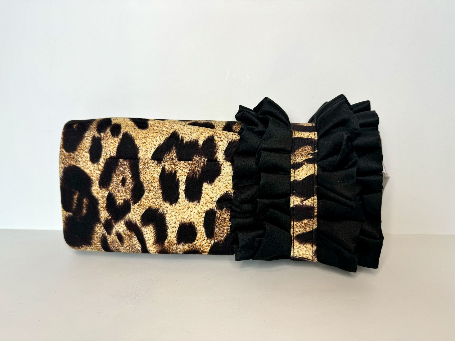 Charming Charlie Leopard Print Clutch Purse Black Ruffle Rope Strap New With Tag