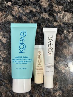 NEW KOPARI 3 PIECE SKINCARE $10 for all!!