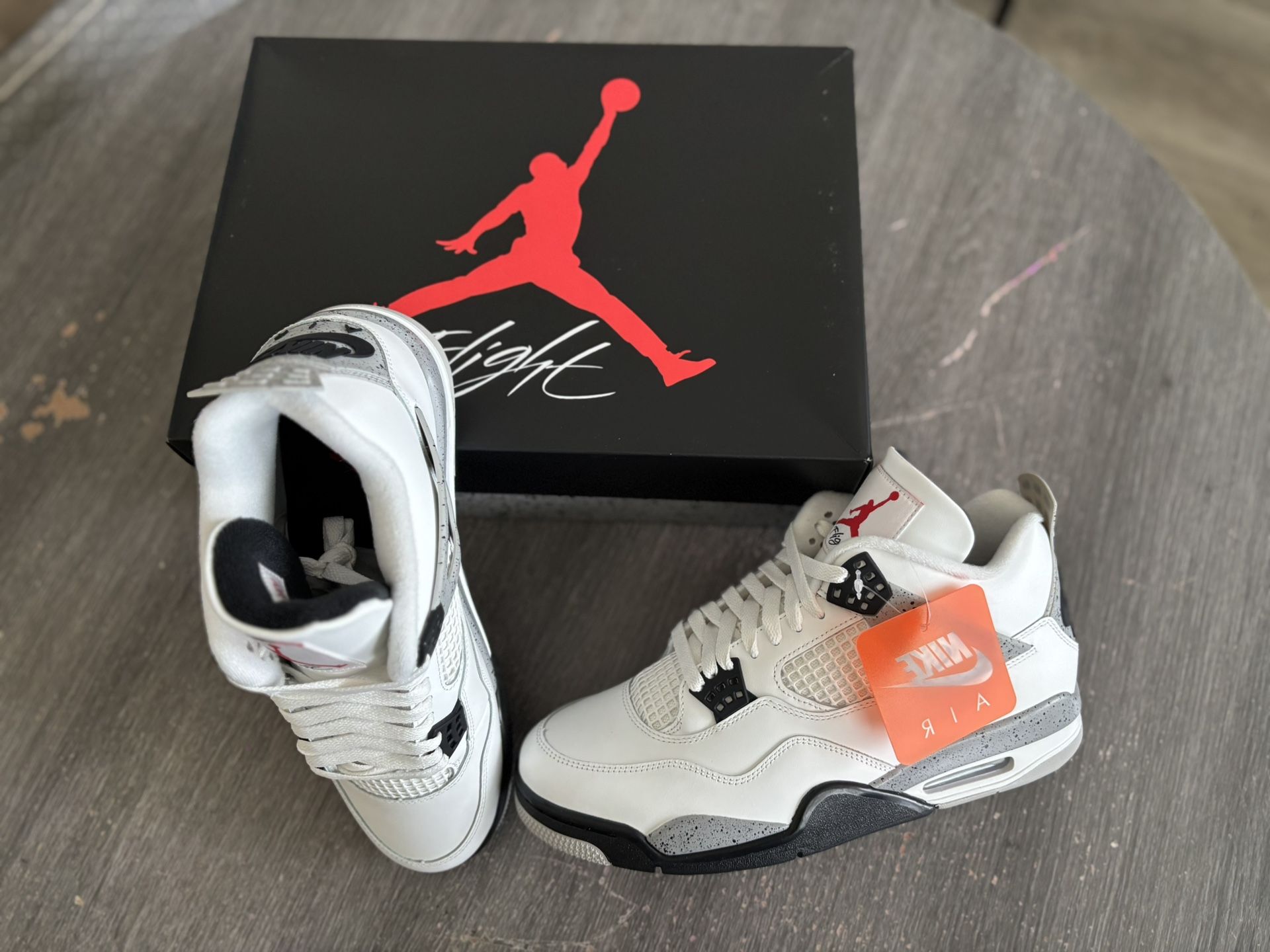 Air Jordan 4 Retro “White Cement”