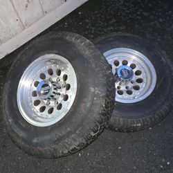 2 Tires With Rims 235/85 16s