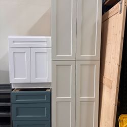 Kitchen/Bathroom Cabinets 