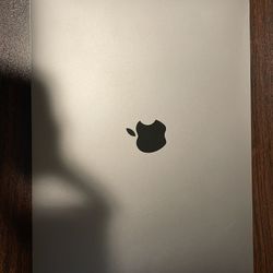 MacBook Air 2020 13” Retina Screen