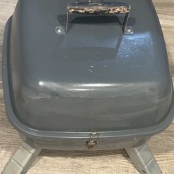 Pampered Chef Indoor/ Outdoor Electric Grill 