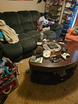 Free sofa set