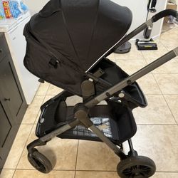 EvenFlo  Pivot Xpand Modular Travel System Stroller And Car seat