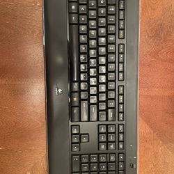 Logitech Wireless Keyboard 