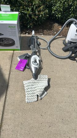 ***Nearly New Shark Steam Mop S3973***