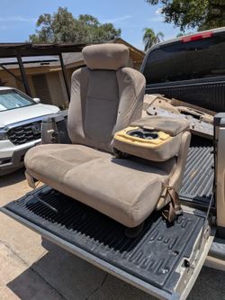 Ford F 150 front seats