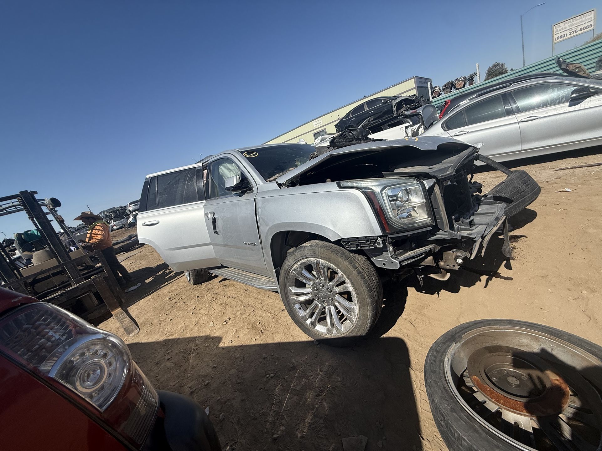 GMC Yukon 2017 2wd 5.3 Parts