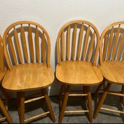 4 Spinning Barstool Chairs