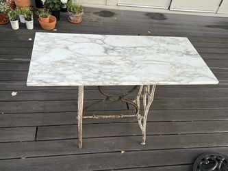 Table Bistro Table