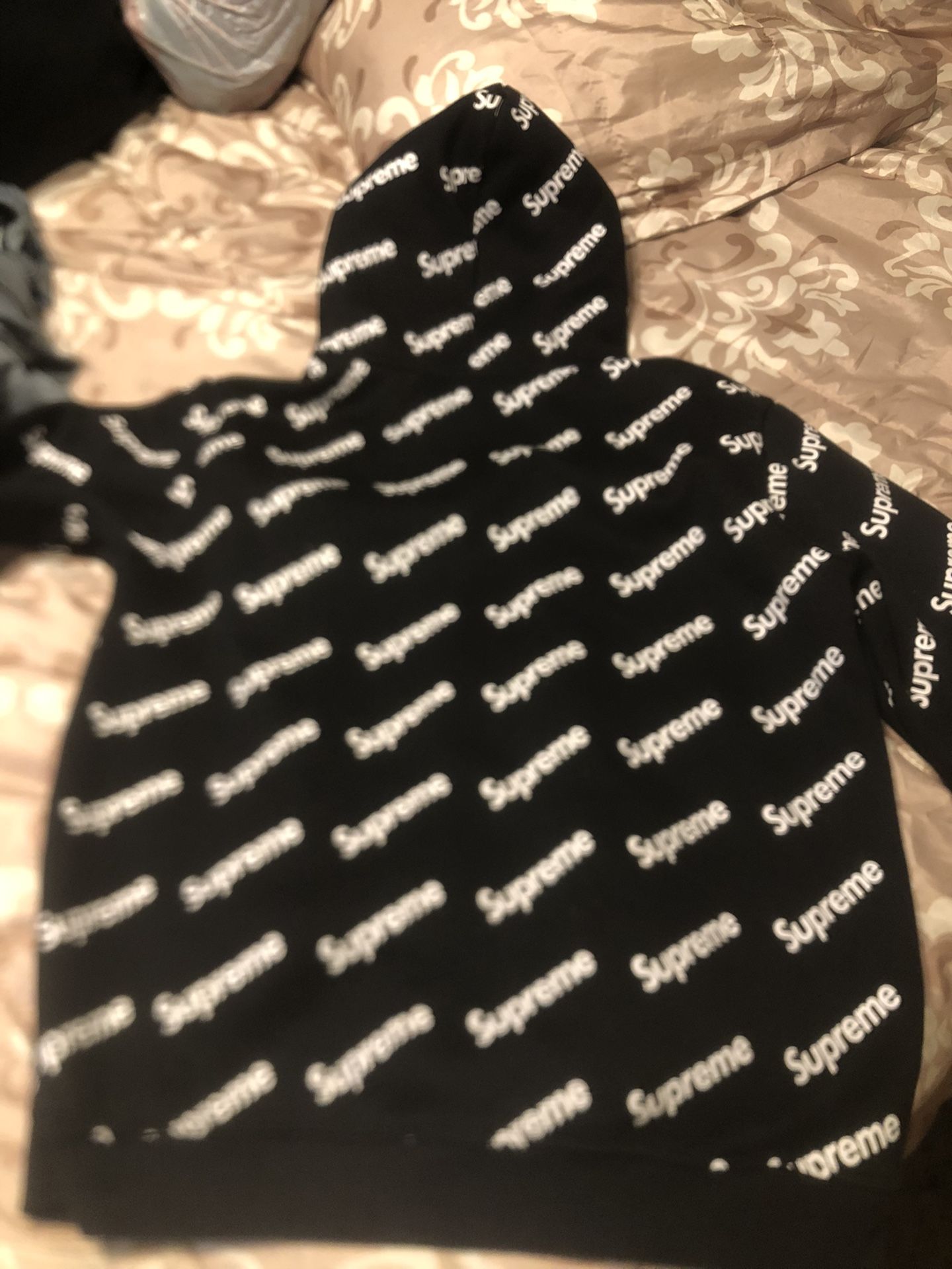 Supreme Hoodie Sz XL