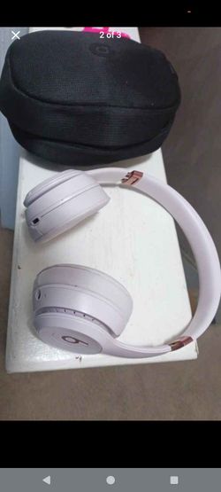 Beats Solo 4 Wireless Headphones with Case
