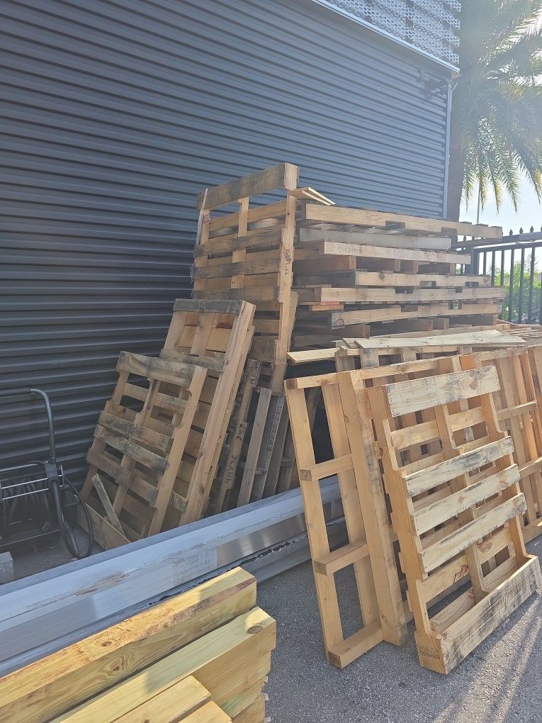Free Pallets