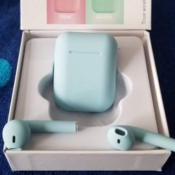 New Bluetooth/rechargeable/earpiece/ Headphones/earbuds/headset many styles available compatible with iPhone or android Bz9