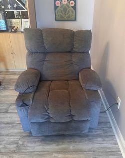 Recliner easy chair