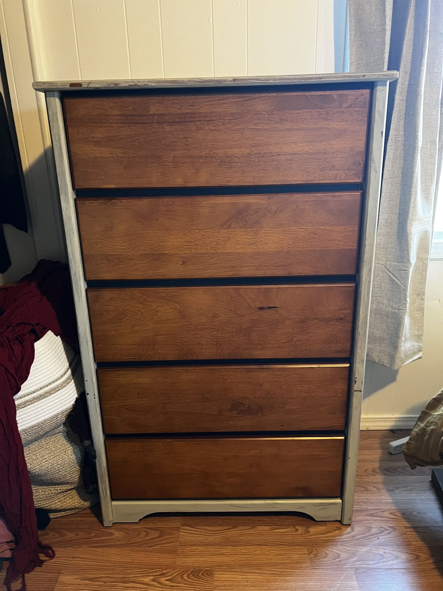 Dresser 5 - Drawers $100 OBO