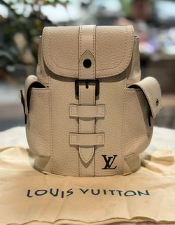 Louis Vuitton white full leather crossbody bag
