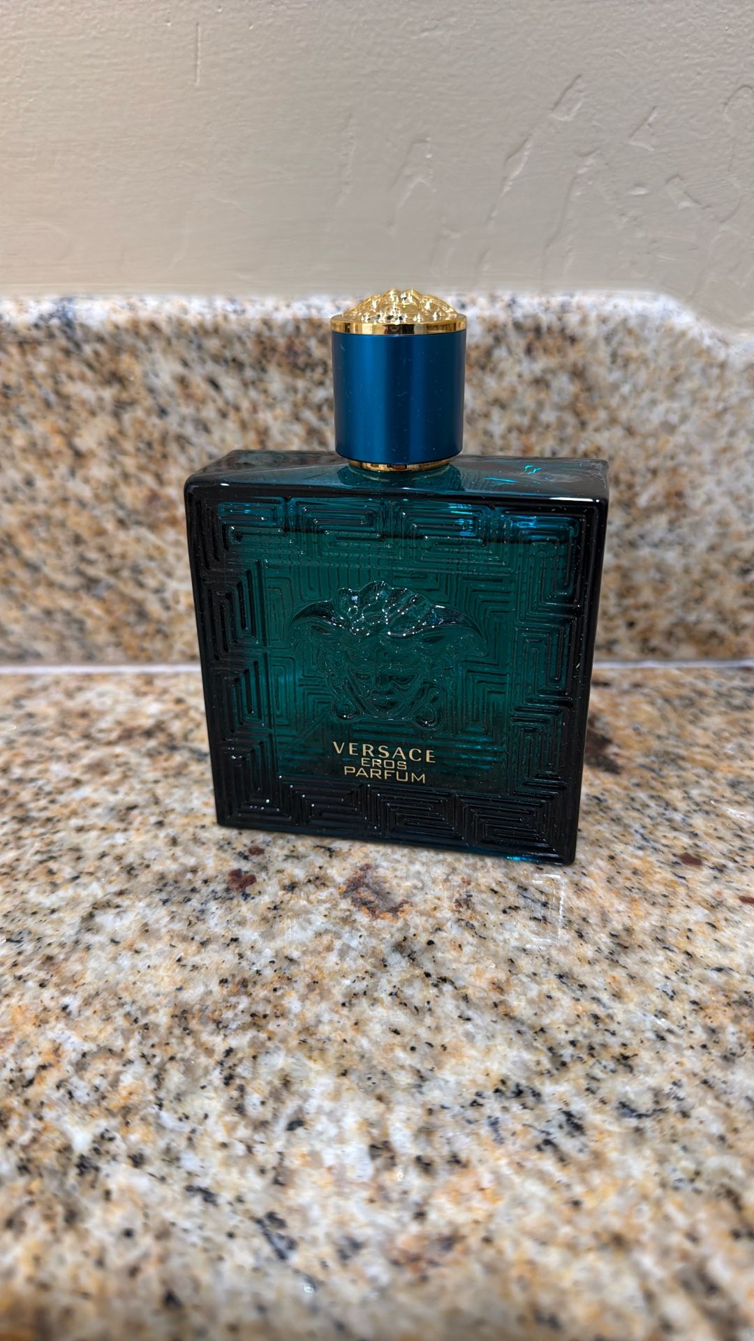 Versace Eros Parfum Full Size Men’s Natural Spray 100ml 3.4 Oz Bottle