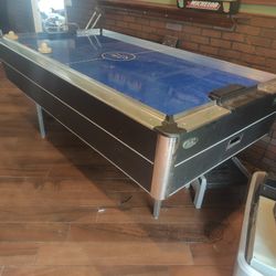 Air Hockey Table