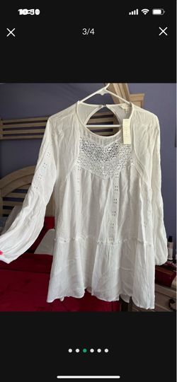 NEW Small Fit Medium Gorgeous Shirt ONLY $7 🍀
