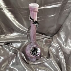 Pretty, sparkly pink gardening vase 
