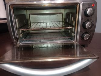 Toaster oven. Automatic timer. Temperature control. 5 different functions.