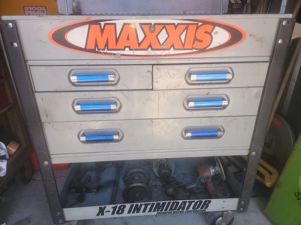 ***Matco 4 drawer tool cart loaded with Matco, Snap On tools******Matco 4 drawer tool cart loaded with Matco, Snap On tools***