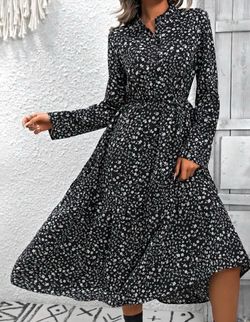 NEW Women’s Dress Black & White Floral Printed Long Sleeve - Size Small