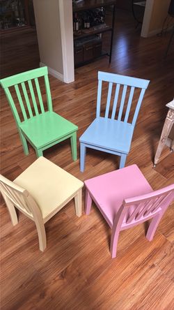 Child chairs (set of 4). Solid wood
