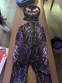 Venom custom size 5T