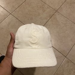 Supreme Hat Cream Suede 