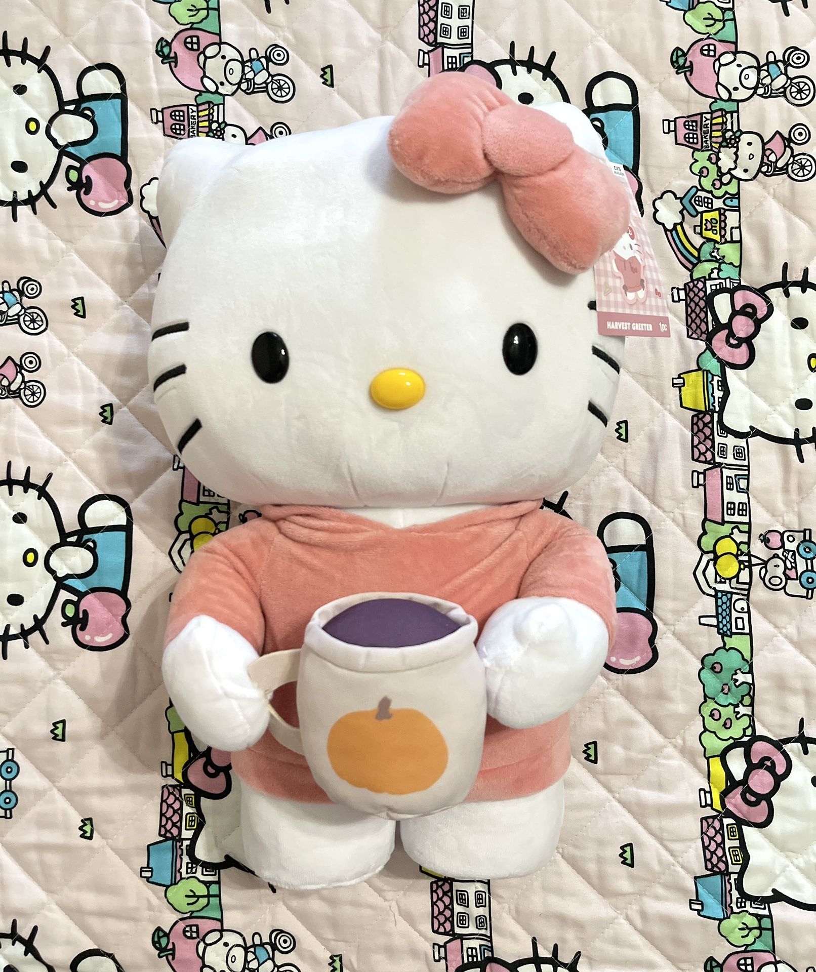 Hello Kitty Pumpkin Spice Latte Greeter (UFT)