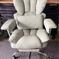 Executive Office Chairs with Footrest
