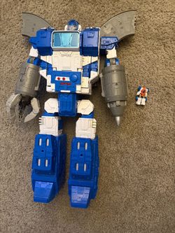 Transformers Legacy Generations Selects Titan Guardian Robot & Lunar-Tread