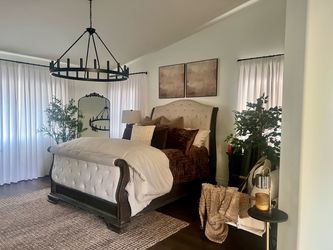 Queen size bed