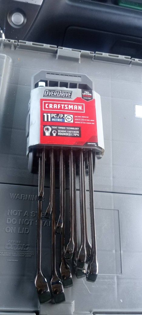 Craftsman OVERDRIVE 11-Piece Metric Long Panel Wrench Set (model CMMT87811)