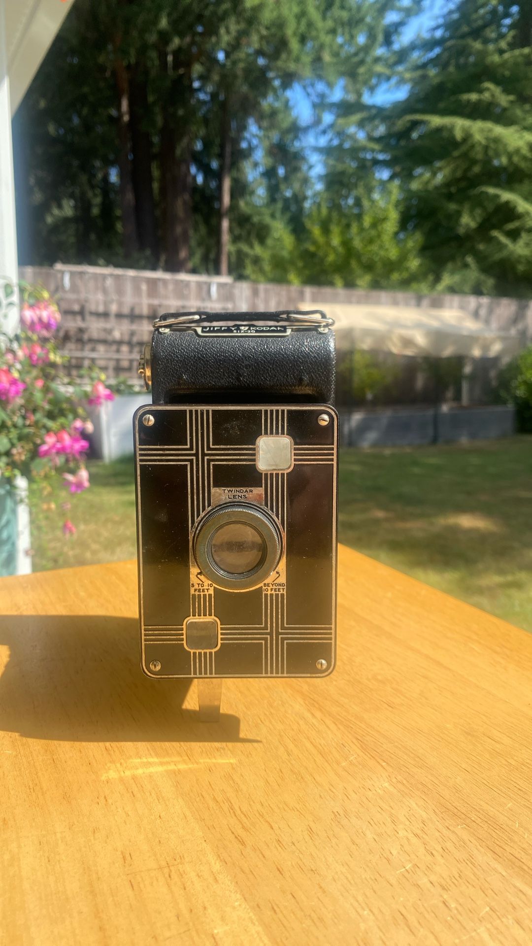 Jiffy Kodak Six-20 Camera